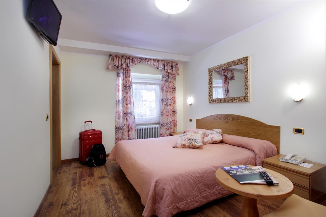 Olympia Hotel 3*